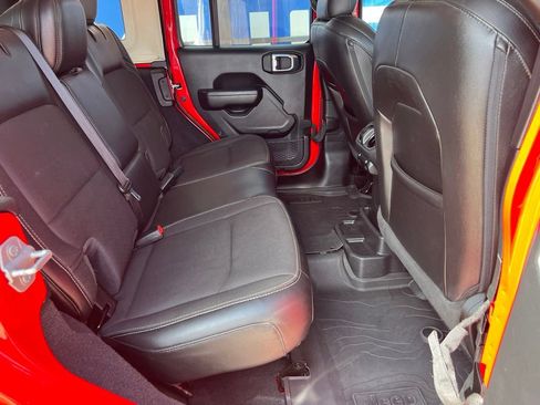 Used 2023 Jeep Wrangler Unlimited Sport AWD/4WD image 15