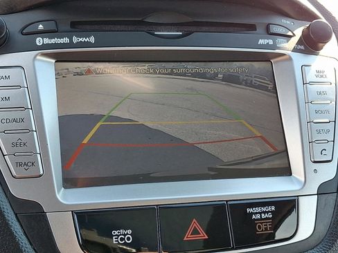 Used 2013 Hyundai Tucson Limited w/ Premium Pkg image 15