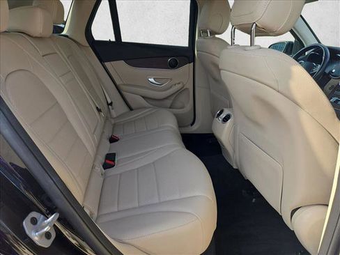 Certified 2022 Mercedes-Benz GLC 300 4MATIC image 19