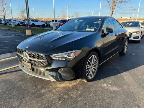 Used 2025 Mercedes-Benz CLA 250 4MATIC image 3