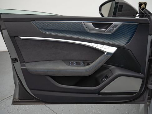 Used 2025 Audi RS 7 Performance image 35