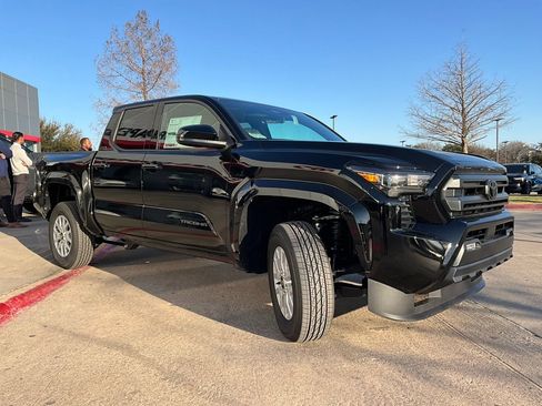 New 2026 Toyota Tacoma SR5 image 4