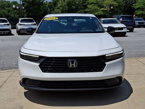 Used 2023 Honda Accord Sport image 2