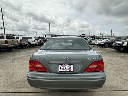 Used 2003 Lexus LS 430 RWD image 69