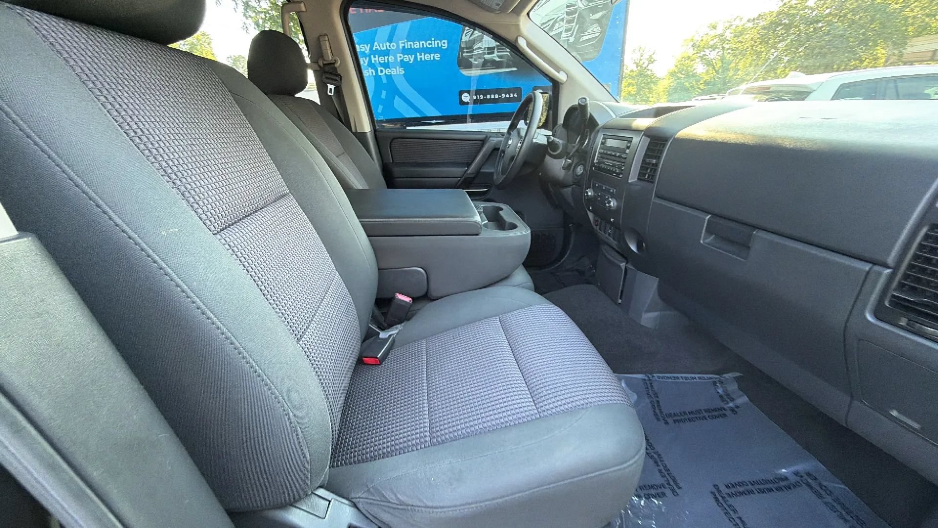 Used 2009 Nissan Titan SE RWD image 20