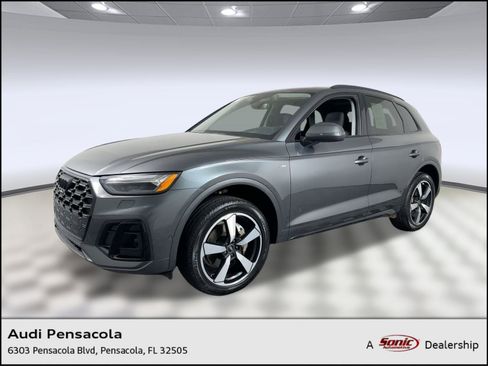 Used 2022 Audi Q5 2.0T Prestige w/ Prestige Package image 1