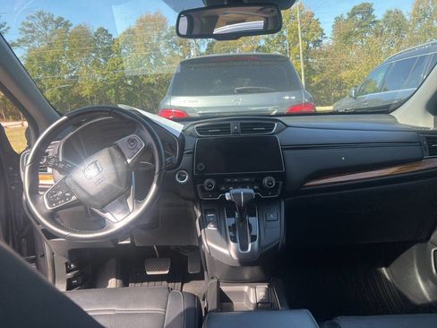 Used 2018 Honda CR-V Touring image 10