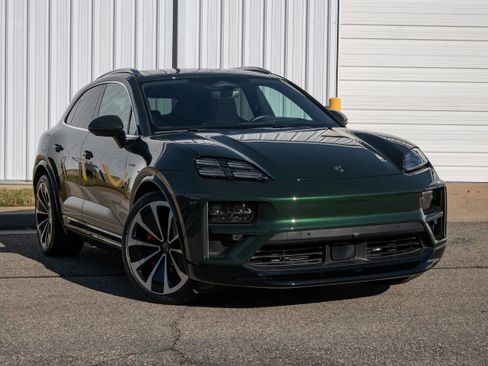 Used 2024 Porsche Macan Turbo Electric w/ Premium Package image 9