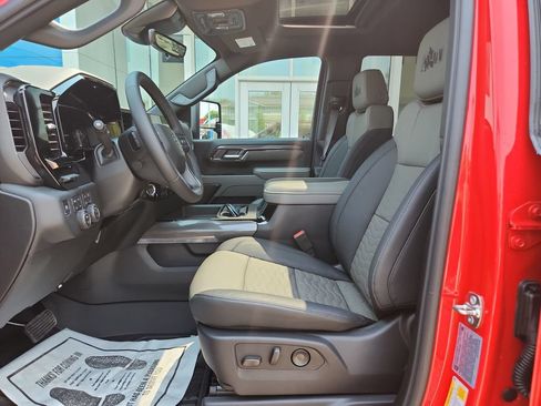 New 2026 Chevrolet Silverado 2500 ZR2 w/ ZR2 Bison Edition AWD/4WD image 11