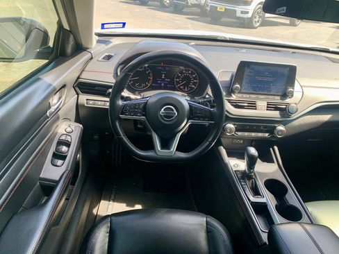 Used 2019 Nissan Altima 2.5 SR image 6