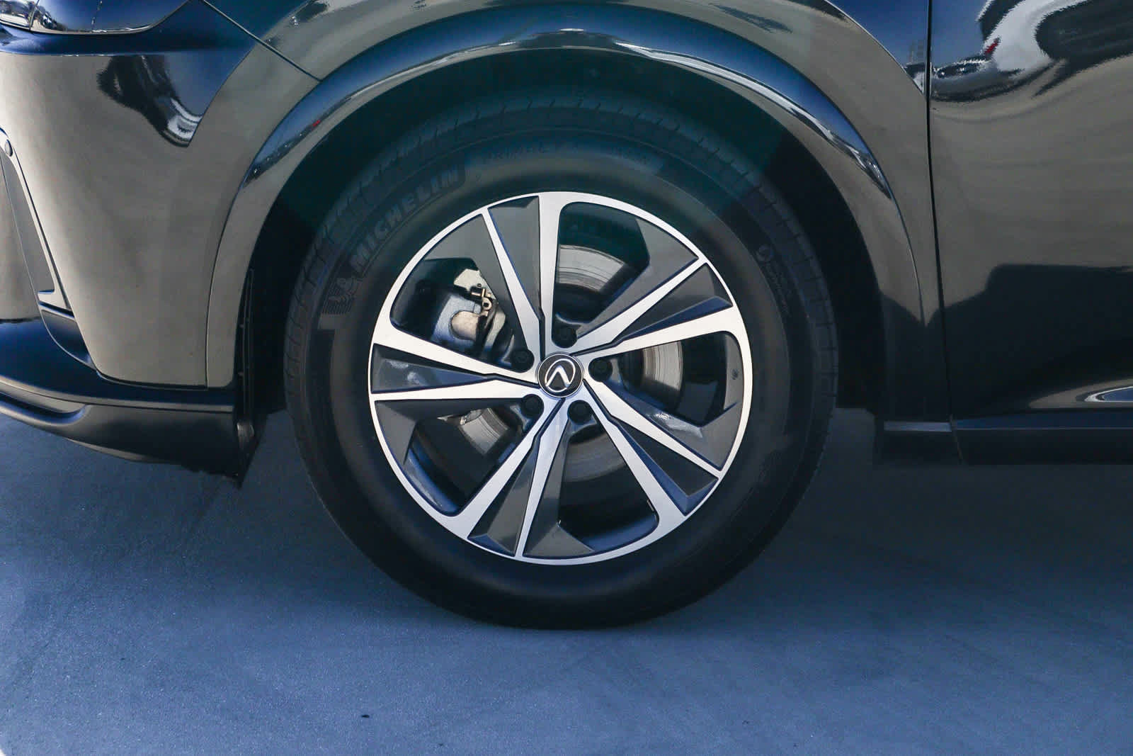 Used 2023 Lexus RX 350 Premium FWD image 11