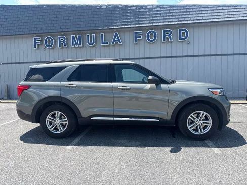 Certified 2020 Ford Explorer XLT w/ Equipment Group 202A AWD/4WD image 2
