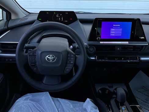 New 2026 Toyota Prius LE image 11