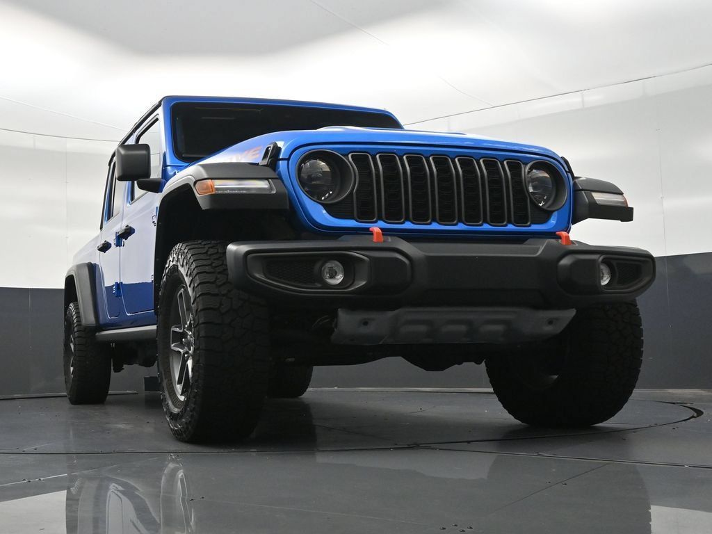 Used 2024 Jeep Gladiator Mojave AWD/4WD image 30