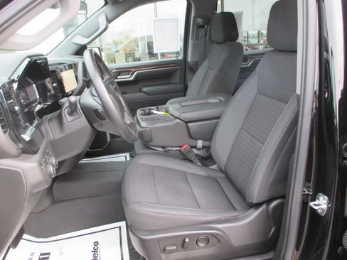 Used 2023 Chevrolet Silverado 1500 RST w/ Z71 Off-Road Package image 15