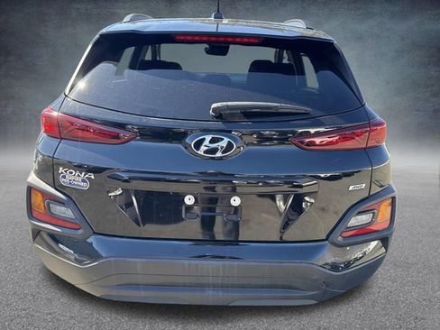 Used 2021 Hyundai Kona SEL image 6