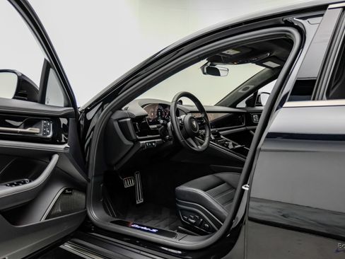 Used 2026 Porsche Panamera Turbo S AWD/4WD image 35