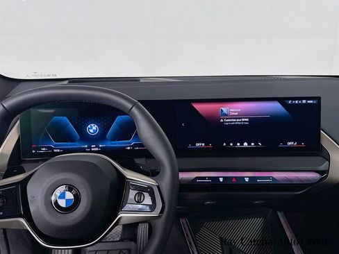 Used 2025 BMW X3 xDrive30i w/ Premium Package image 9