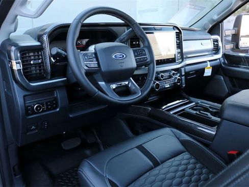 New 2026 Ford F250 Lariat w/ Black Appearance Package image 20