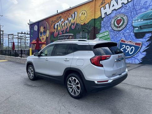 Used 2019 GMC Terrain SLT AWD/4WD image 3