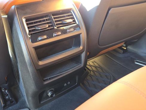 Used 2024 BMW X5 xDrive40i w/ Parking Assistance Package image 46