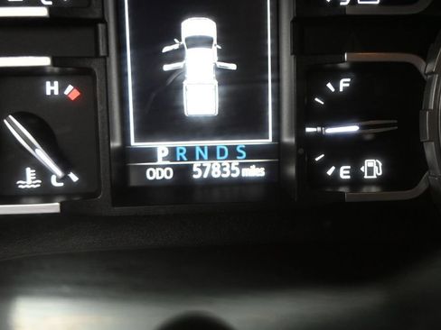 Used 2021 Toyota Tundra SR5 RWD image 2