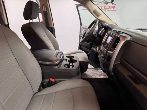 Used 2024 RAM 1500 Classic SLT image 43