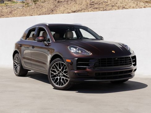 Certified 2021 Porsche Macan S AWD/4WD image 9