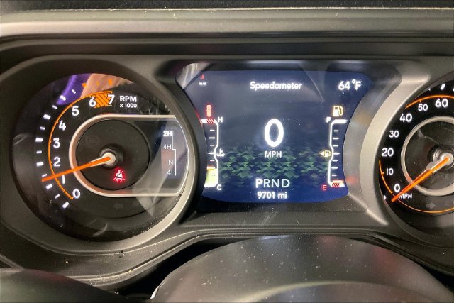 Used 2026 Jeep Wrangler Unlimited Sahara AWD/4WD image 12