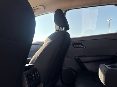 Certified 2023 Nissan Rogue S AWD/4WD image 35