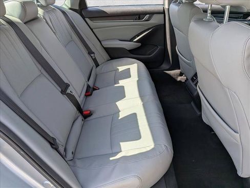Used 2018 Honda Accord EX-L image 19