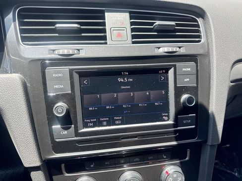 Used 2019 Volkswagen Golf S AWD/4WD image 13