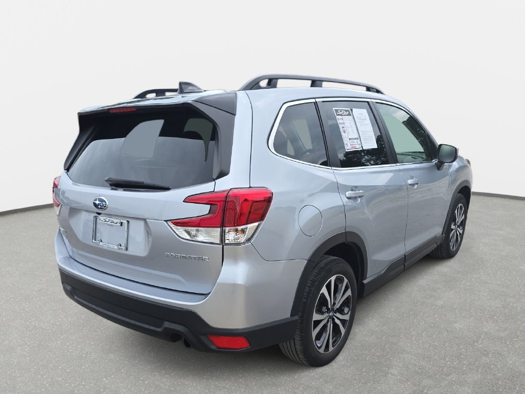 Used 2024 Subaru Forester Limited AWD/4WD image 5
