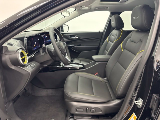 New 2026 Chevrolet Trax ACTIV w/ Sunroof Package FWD image 24