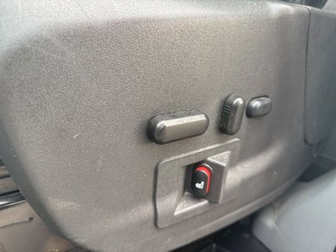 Used 2017 Ford Transit 250 148 Medium Roof image 8