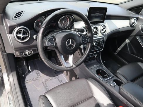 Used 2016 Mercedes-Benz CLA 250 image 24