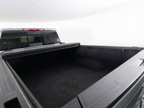 Used 2024 GMC Sierra 2500 Denali Ultimate image 9