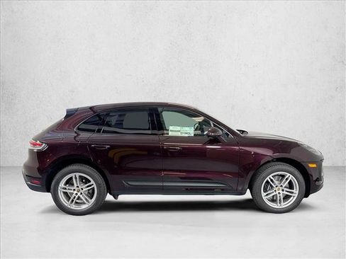 Used 2026 Porsche Macan AWD/4WD image 8