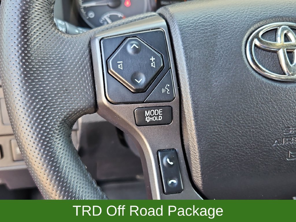 Used 2021 Toyota Tacoma TRD Off-Road w/ Technology Package AWD/4WD image 11