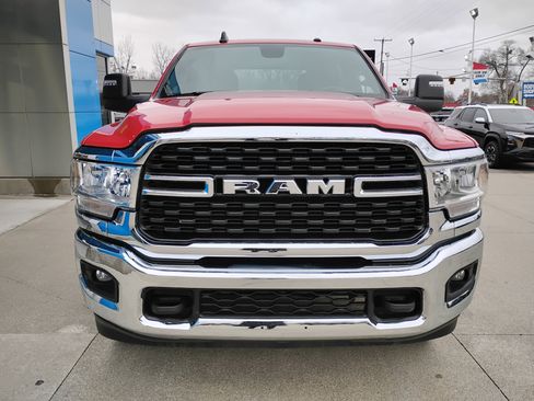 Used 2024 RAM 2500 Big Horn w/ Bed Utility Group image 29