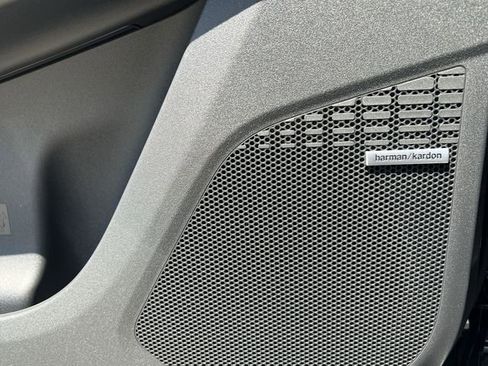 New 2026 Subaru Uncharted AWD image 25