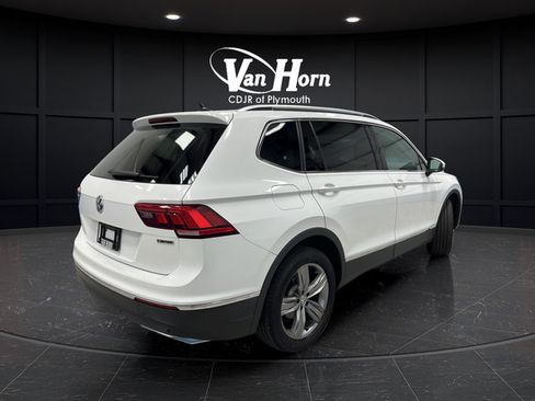 Used 2021 Volkswagen Tiguan SEL AWD/4WD image 7