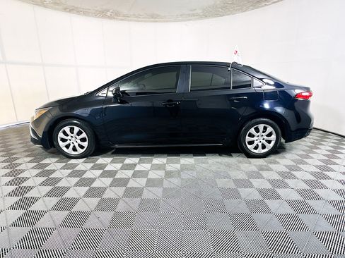 Certified 2025 Toyota Corolla LE FWD image 6