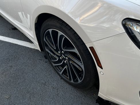 Used 2020 Lincoln MKZ Reserve w/ Luxury Package image 11