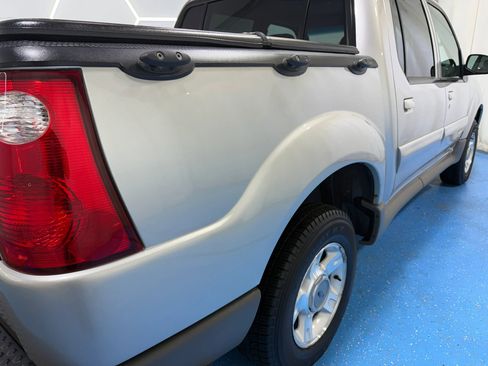 Used 2003 Ford Explorer Sport Trac XLT image 17