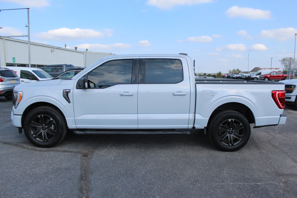 Used 2022 Ford F150 XLT w/ Equipment Group 302A High RWD image 3