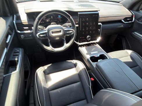 Used 2024 GMC Acadia Denali w/ Super Cruise Package FWD image 24