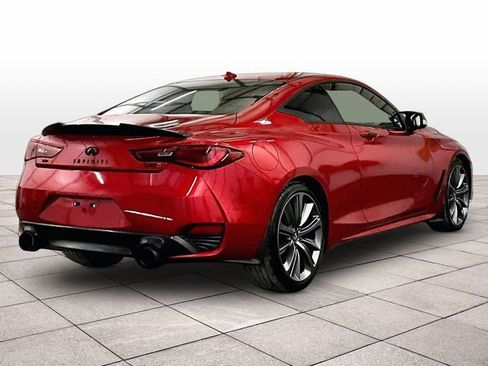 Used 2018 INFINITI Q60 Red Sport 400 w/ Sensory Package 3.0T Sport AWD/4WD image 11