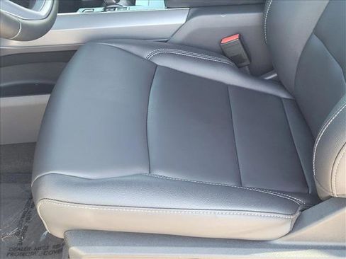 New 2025 Ford F150 XLT w/ Equipment Group 303A High image 4