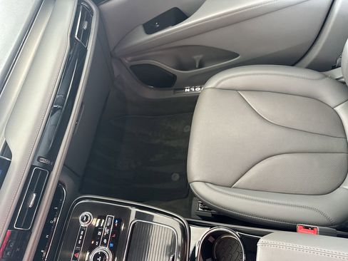 Used 2022 Lincoln Nautilus Reserve w/ Equipment Group 201A image 23